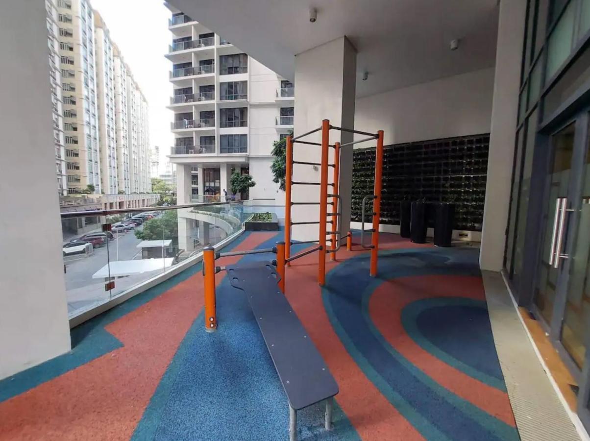 The Florence At Mckinley Hill Taguig Eksteriør billede