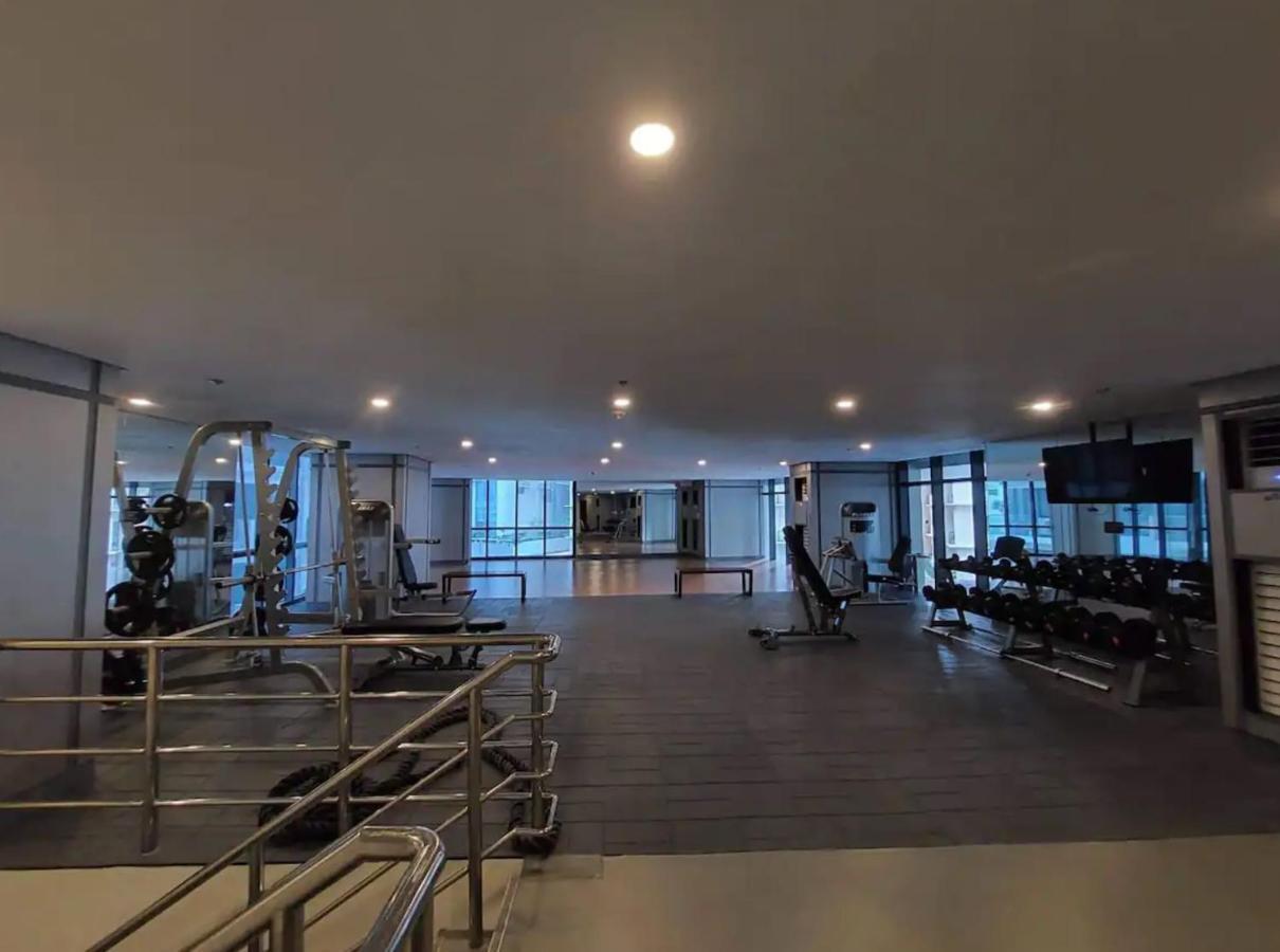 The Florence At Mckinley Hill Taguig Eksteriør billede