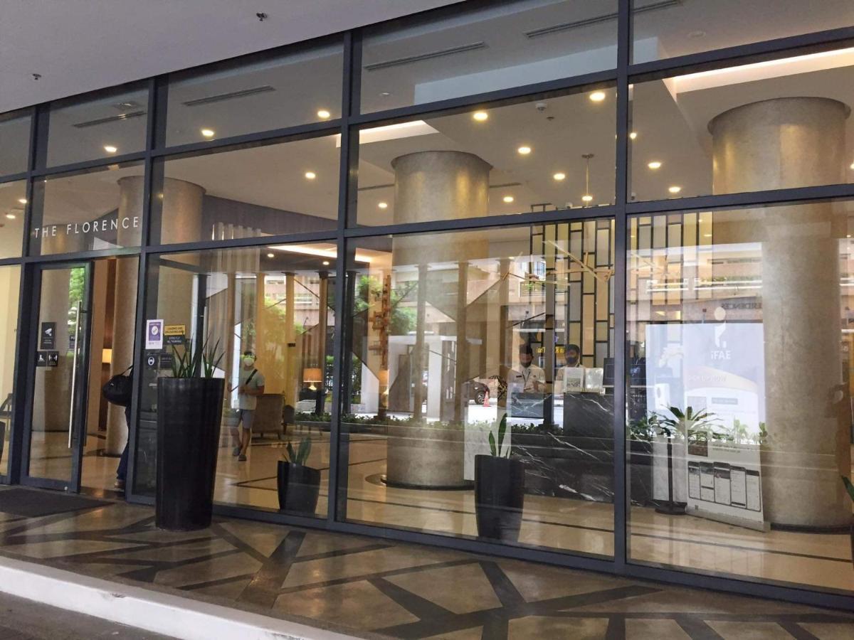 The Florence At Mckinley Hill Taguig Eksteriør billede
